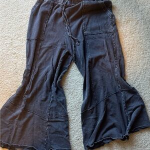 Easel Charcoal Ribbed Pants